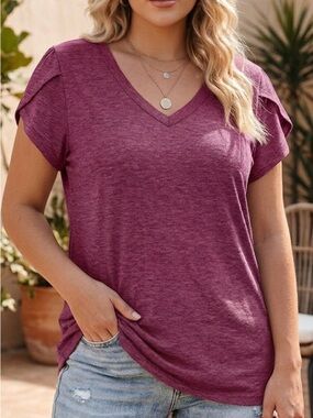 V Neck Petal Short Sleeve T Shirt 1X Pink